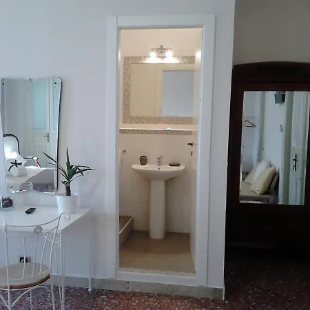Bellaqua Bed & Breakfast
